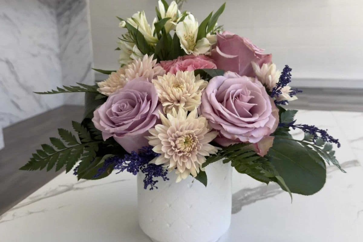 Flower Mix in Vase