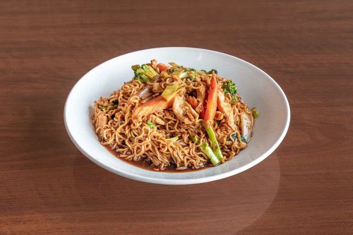 Pad Mee Kee Mao