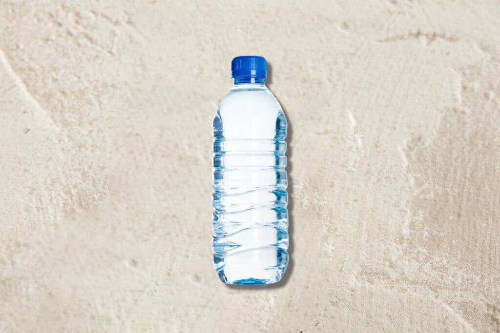 Bottled Water / Bouteille d'eau