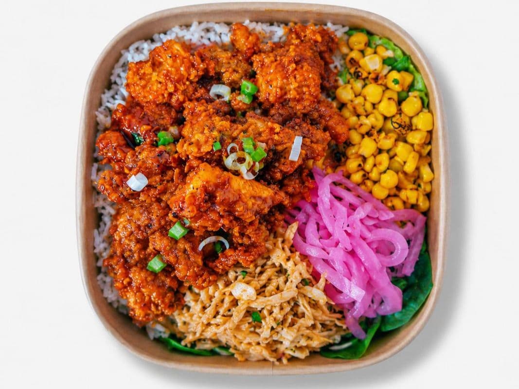 CHILI CHICKEN BOWL.