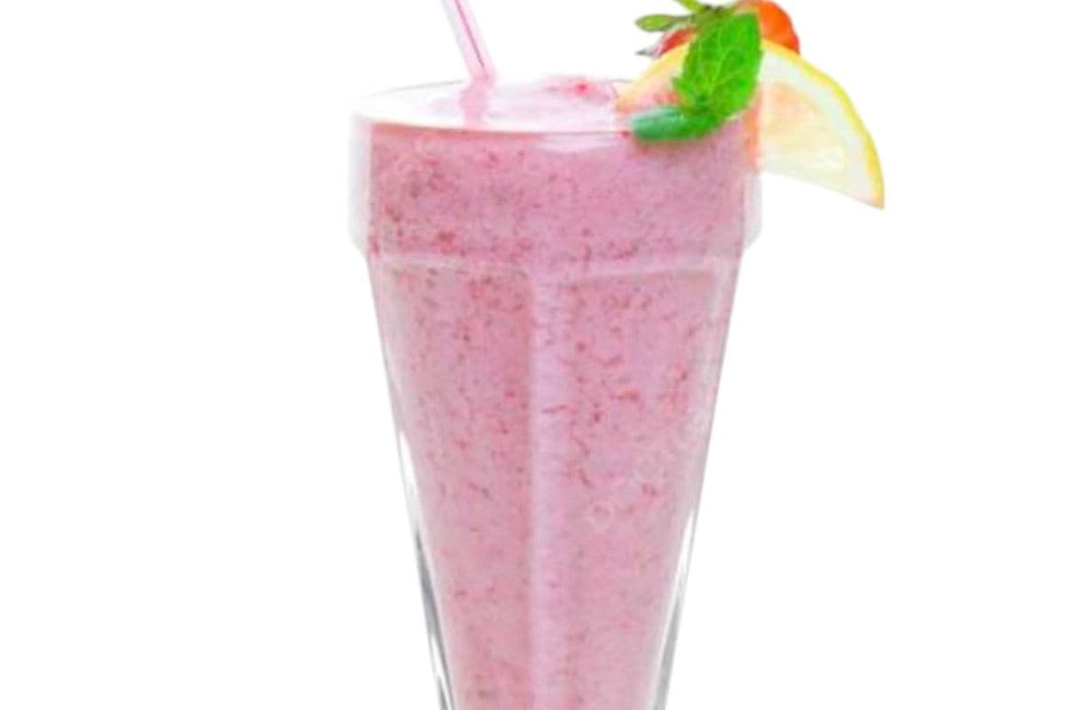 Strawberry Walnuts Smoothies