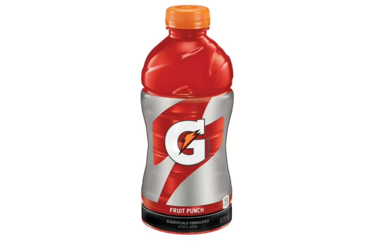 Gatorade Fruit Punch Sports Drink, 828 mL (828 ml)