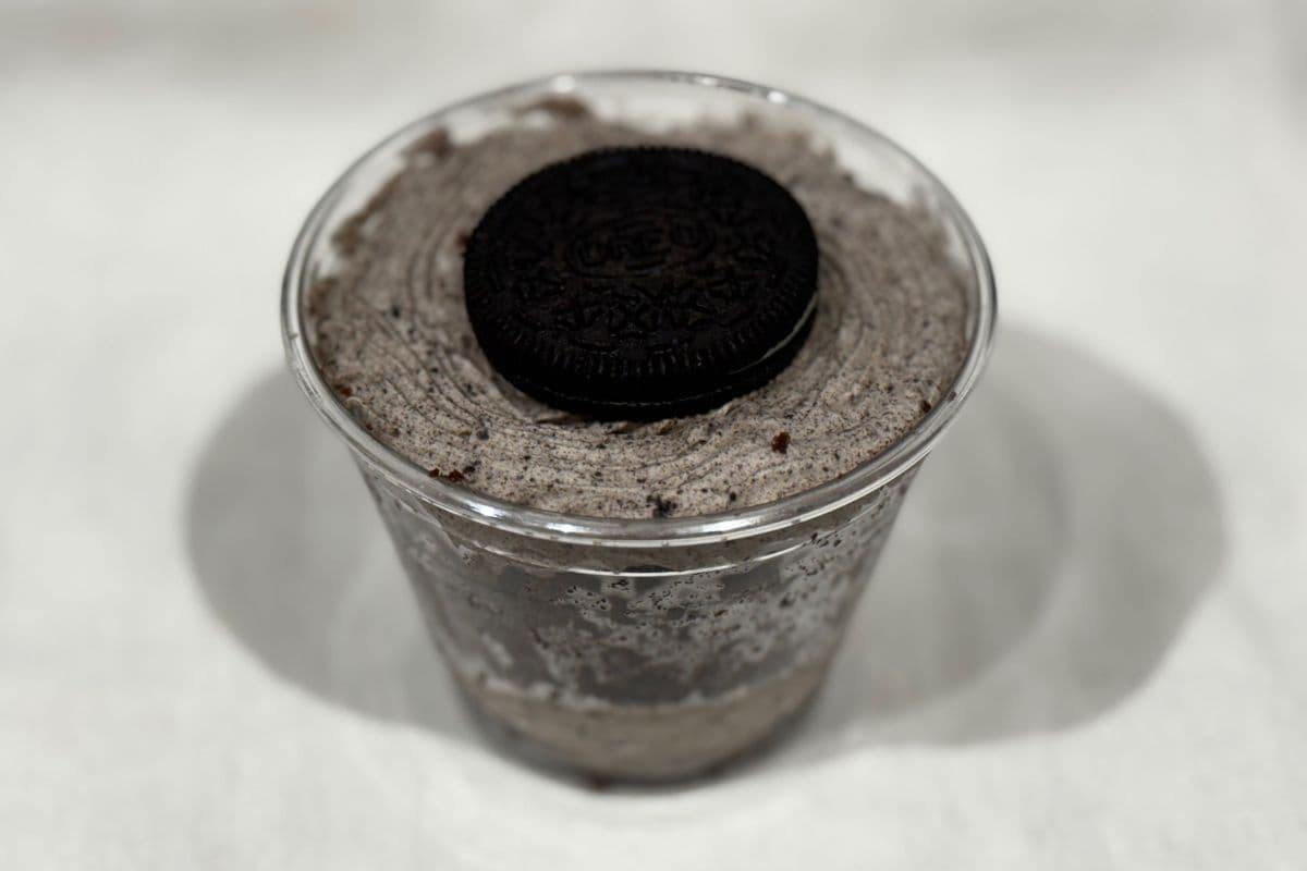 Cookies and Cream (Oreo) Cake-in-a-Cup