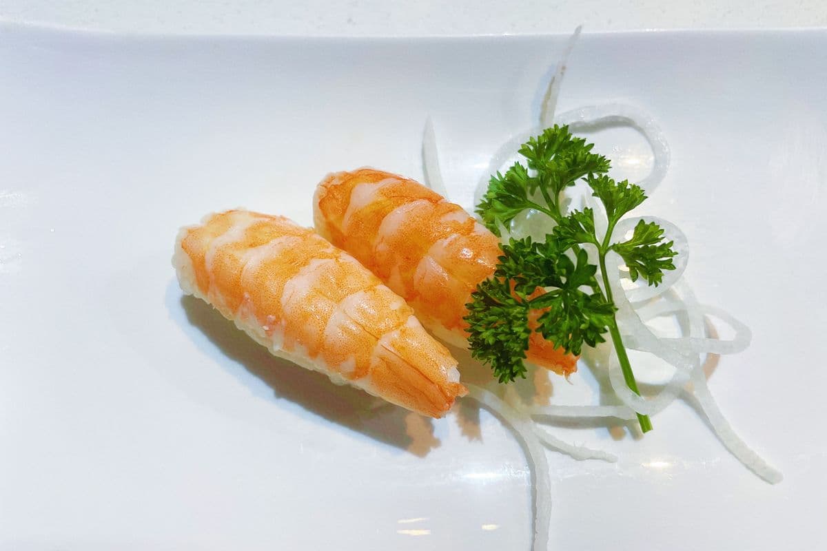 Shrimp (Ebi) Sushi (2 pcs)