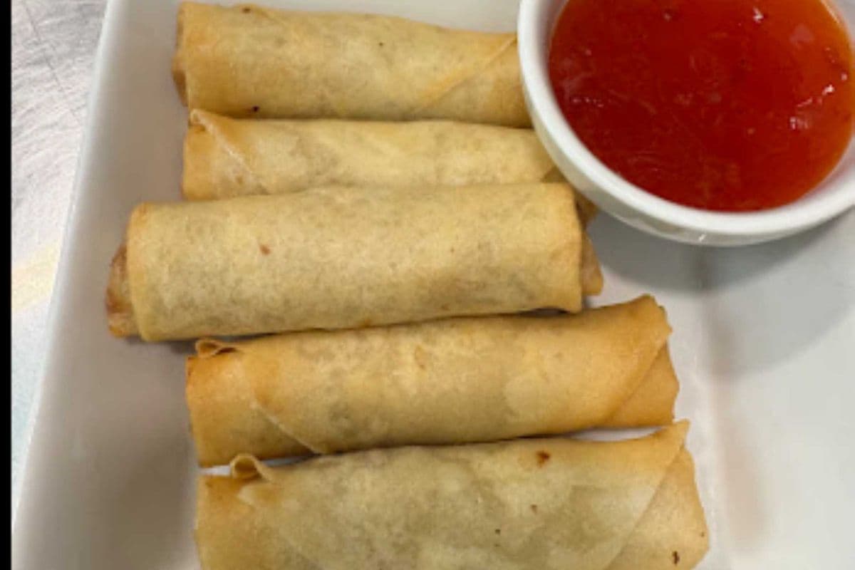 Spring Rolls (5 pcs Chicken/pork or 3pcsVegie)