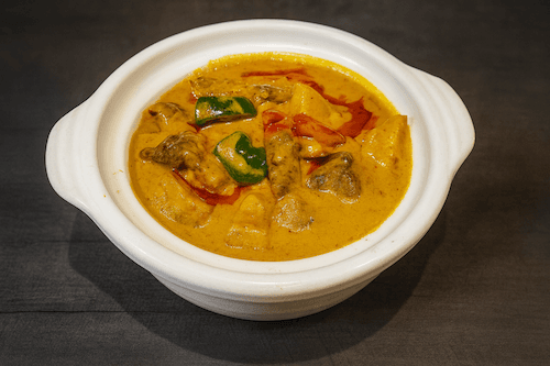 Red Curry w/ Beef Brisket & Tendon(Spicy) / 紅咖哩牛筋腩(辣)