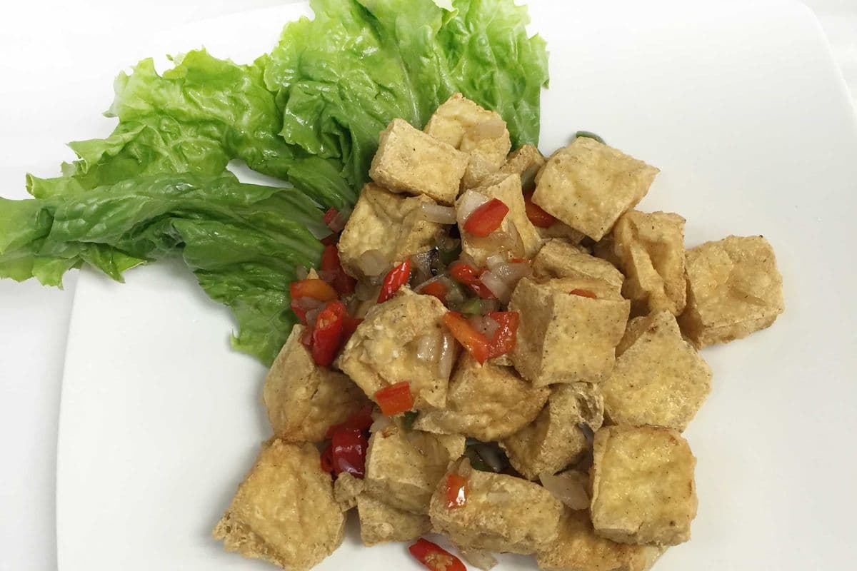 DF3. Deep-Fried Tofu with Red and Green Peppers