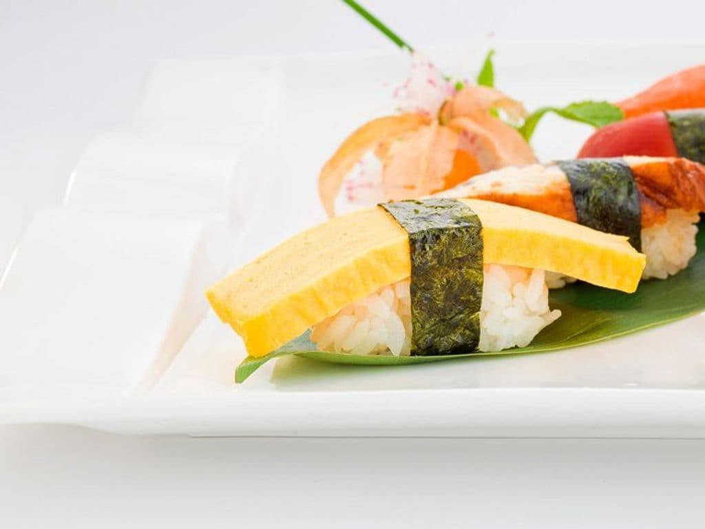 Egg Sushi (2 pcs)