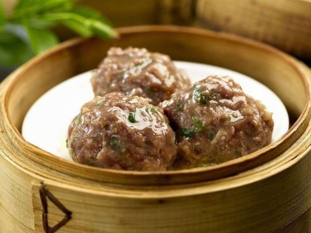 D05 Steamed Beef Balls (4 pcs)