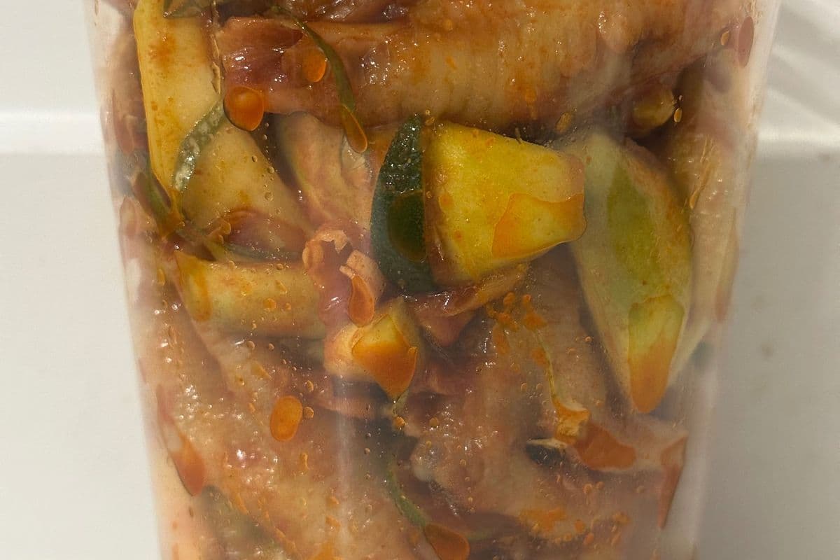 #.CHICKEN FEET WITH THAI SAUCE( 1 box)/CHÂN GÀ SỐT THÁI
