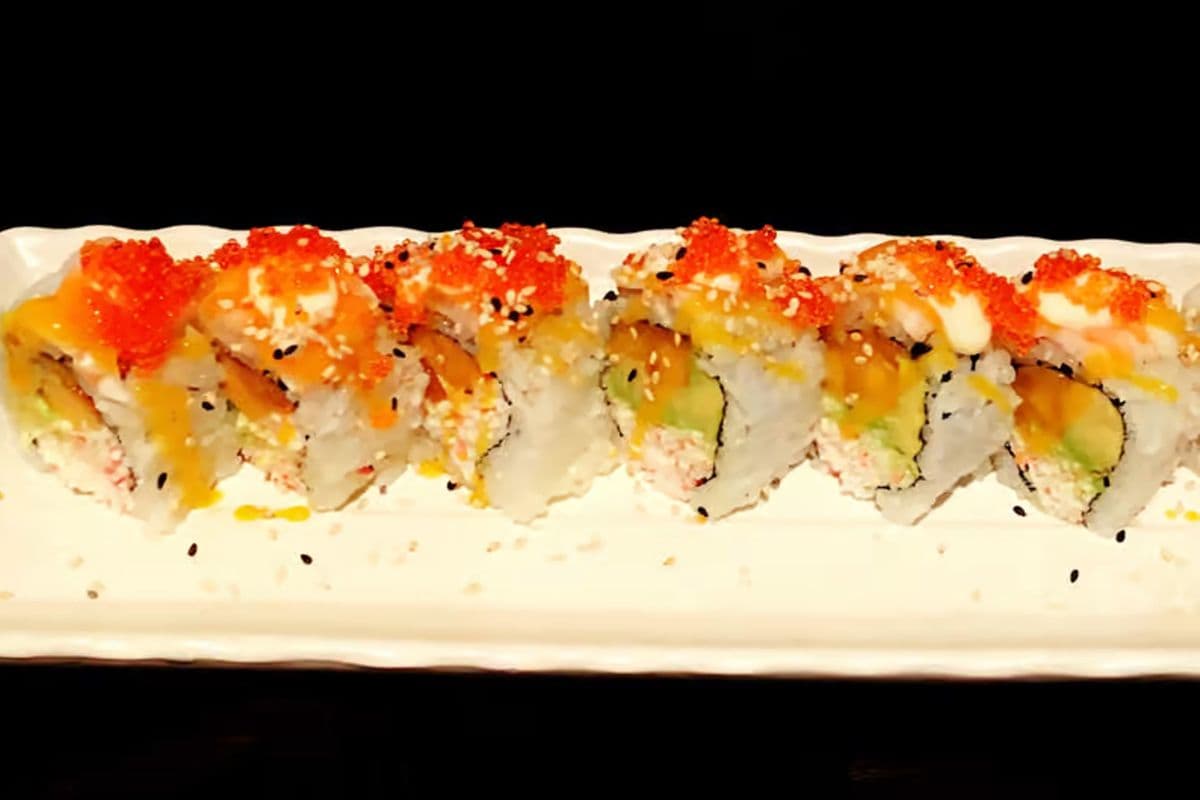 S04. Mango Ebi Roll (8 pcs)