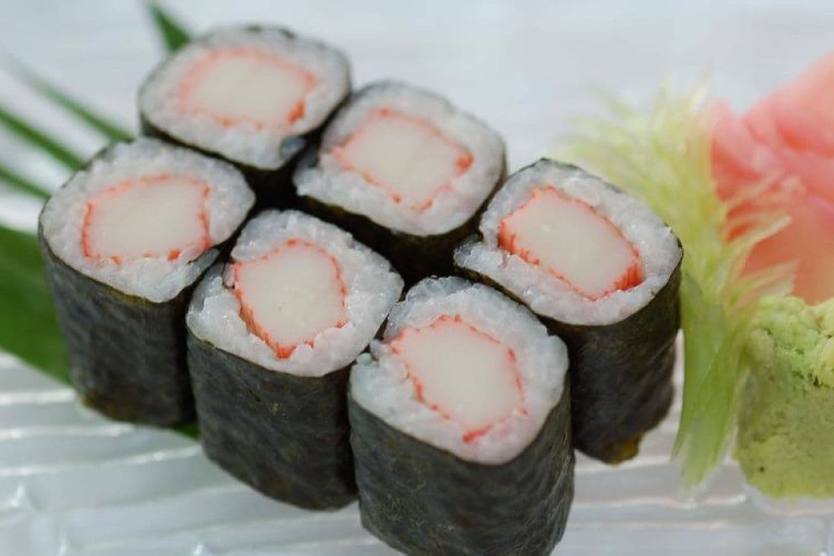 Crab Meat Maki (6 pcs)