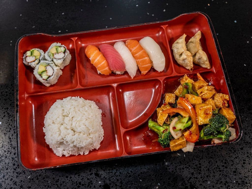 Spicy Tofu Dinner Box