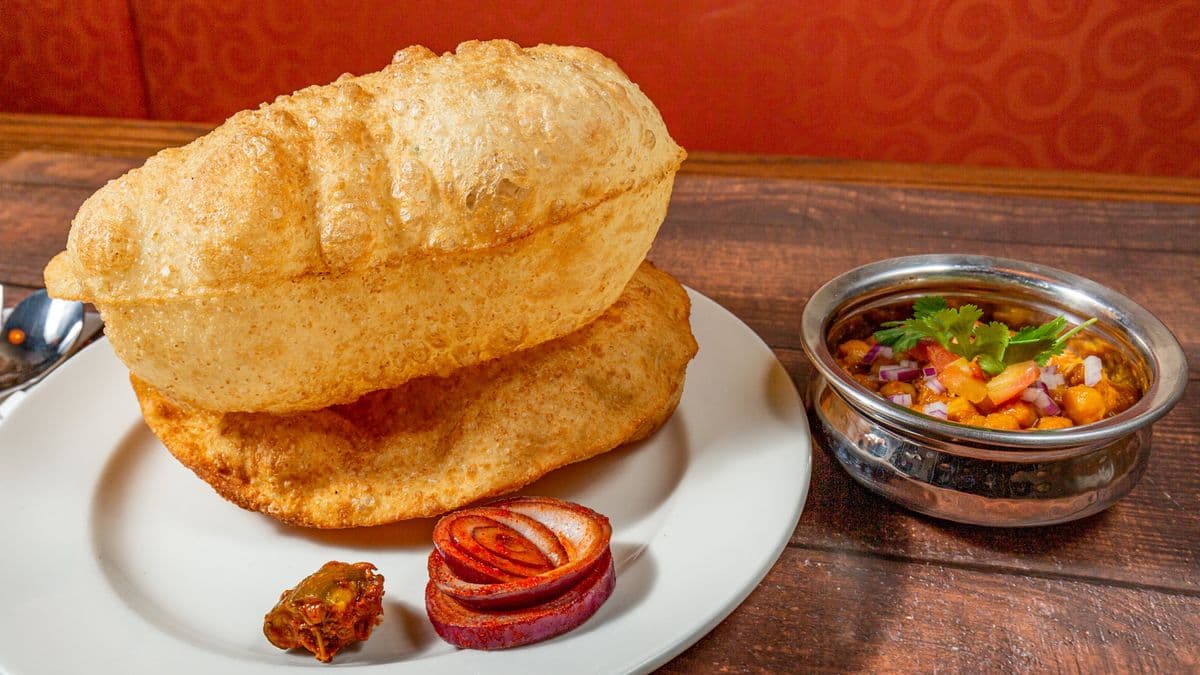 Chana Bhatura