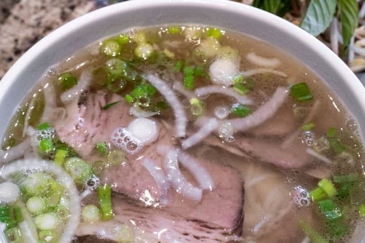 34. Well Done Beef Brisket, Tendon, Tripe Noodle Soup - Phở Chín Nạm, Gân, Sách