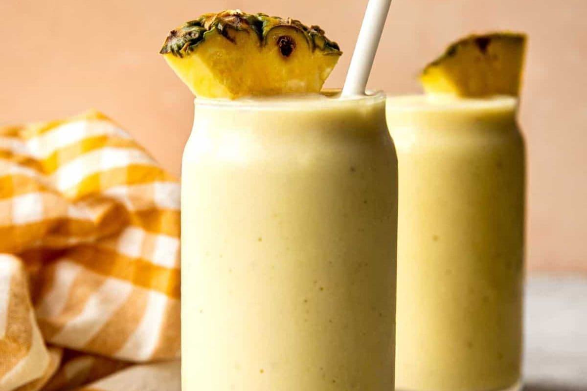 Pineapple Smoothie (165 Cal)