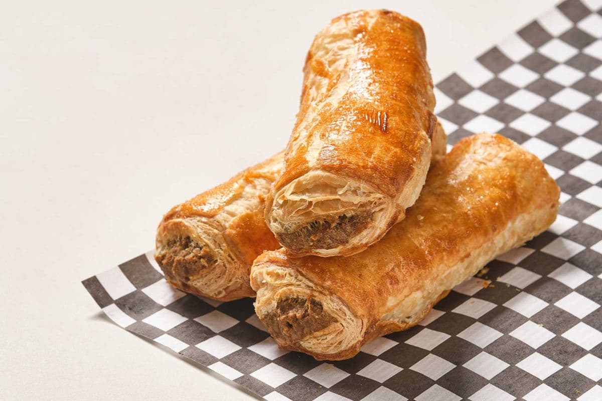 Beef Sausage Roll (Spicy)