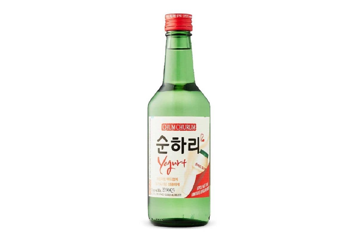 Chum Churum Soju Yogurt (360 ml Bottle) (1 x 360 ml)