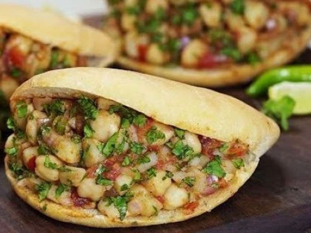 Butter Stuff Kulcha 2Pcs