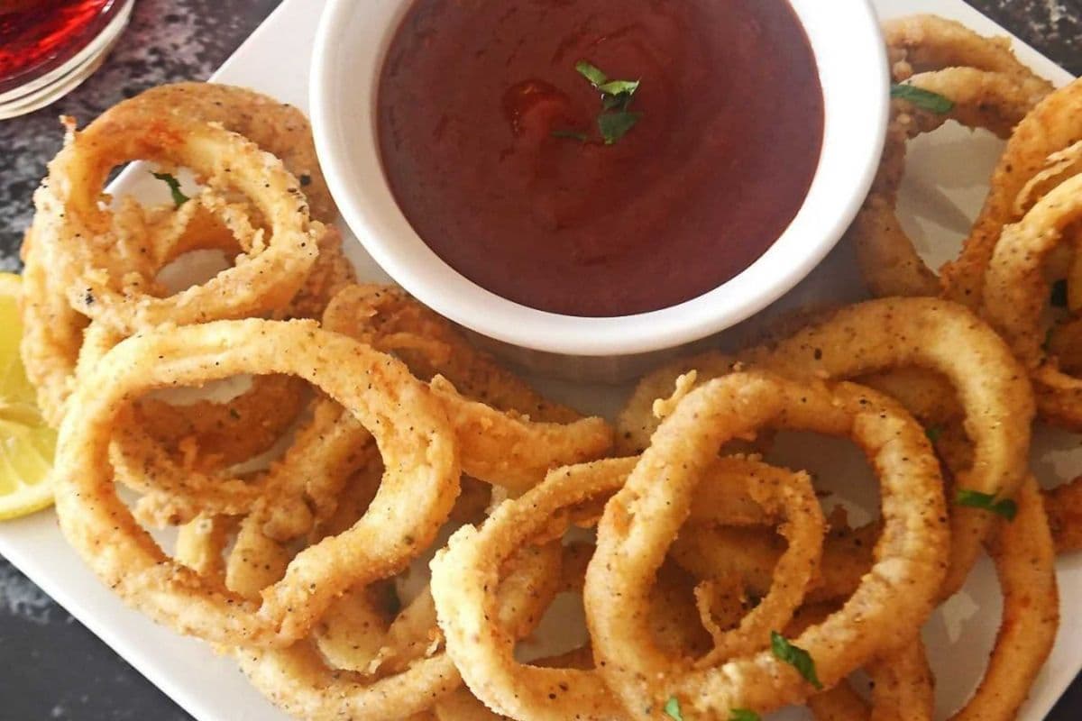 12. Fried Calamari (10pcs)