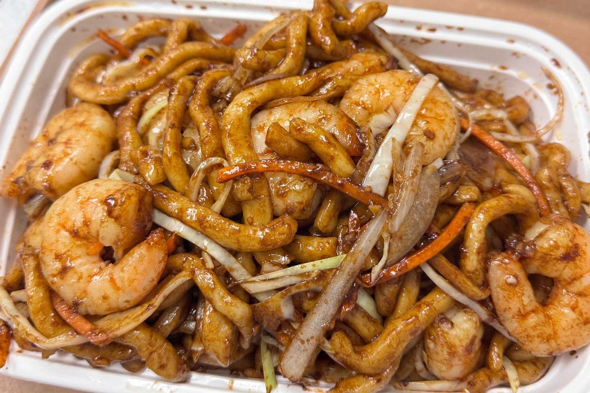 Shanghai Noodle with Shrimp 虾仁上海粗炒