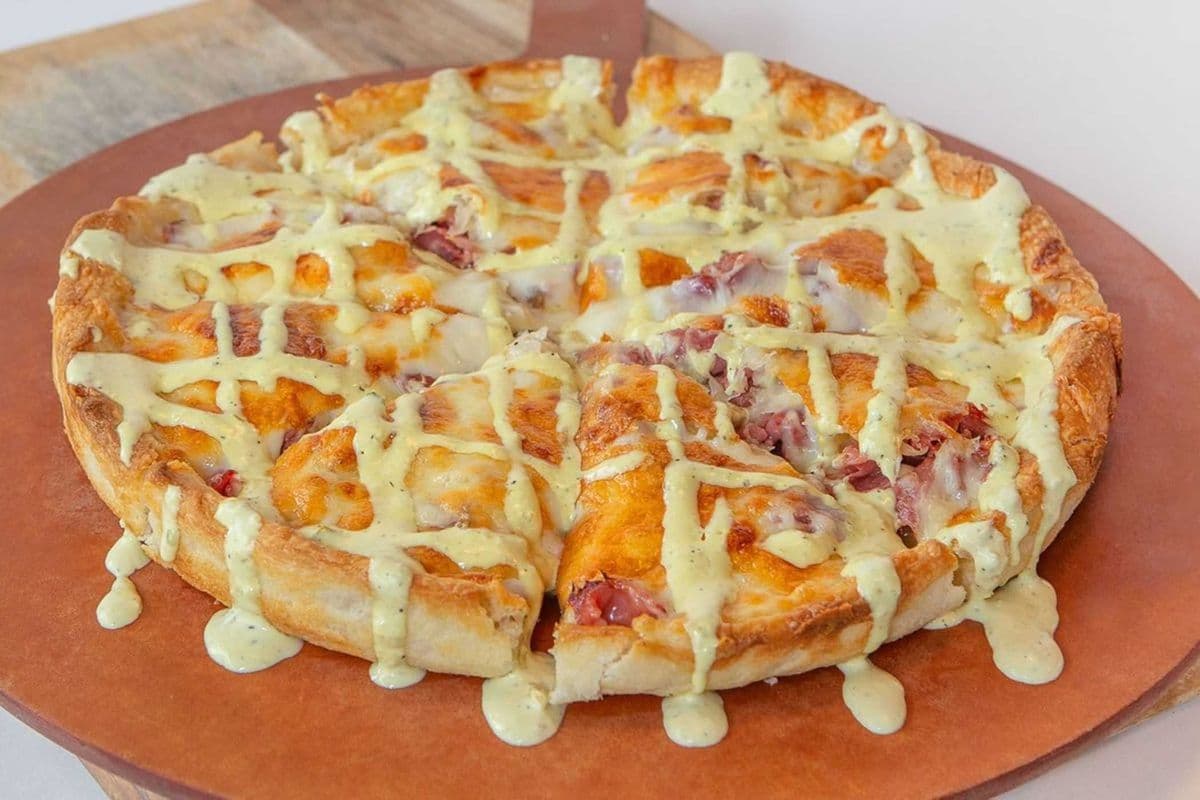 Medium Rueben Pizza