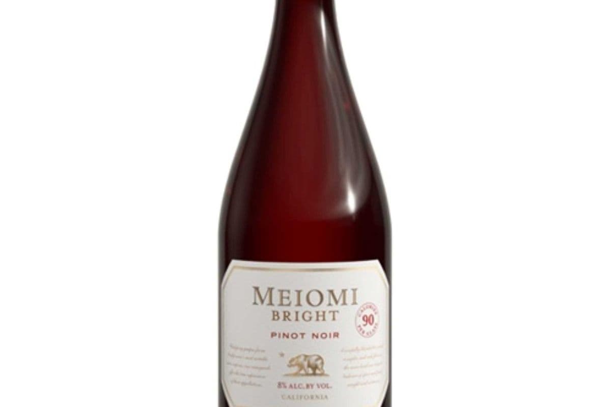 MEIOMI BRIGHT PINOT NOIR (750ML) (1 x 750ML)