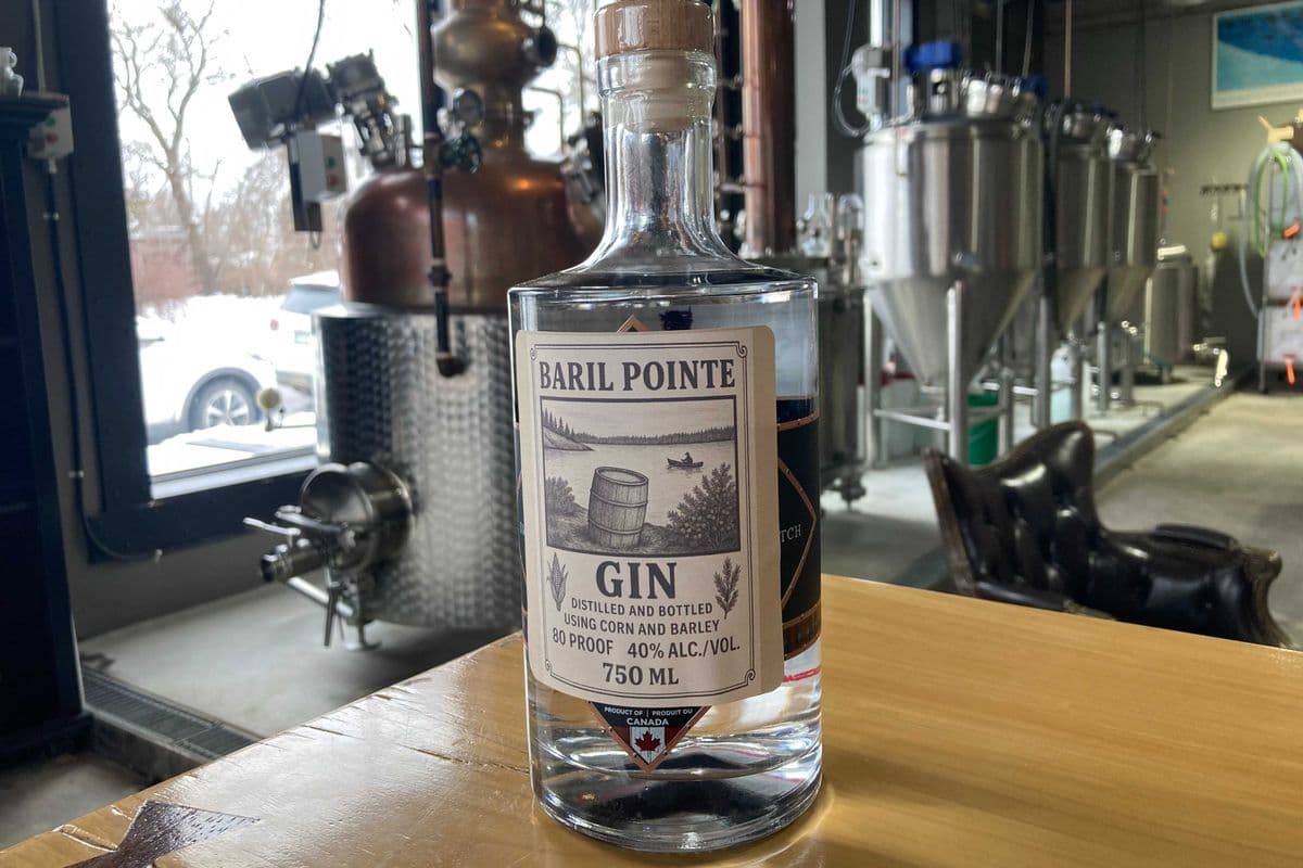 Baril Pointe Gin (1 x 750 ml)