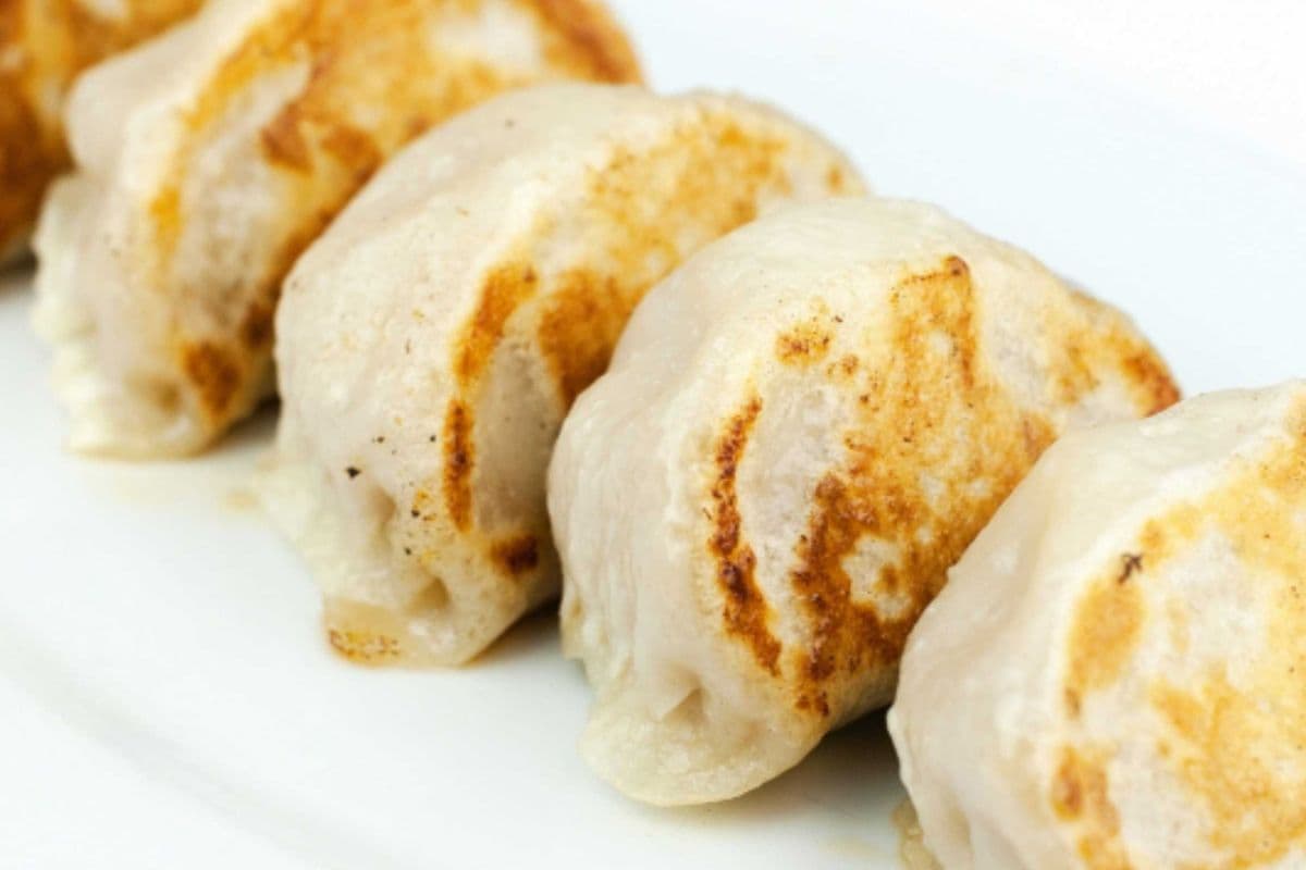 D12. Pan Fried Chicken Dumplings (5pc) 鸡肉锅贴 🈹 💰 Special Promotion