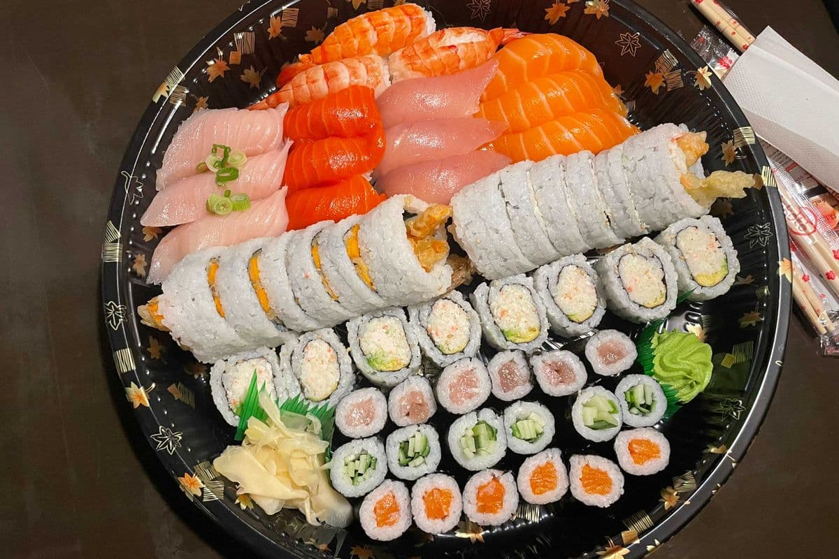 Family Tray B (53 pcs)