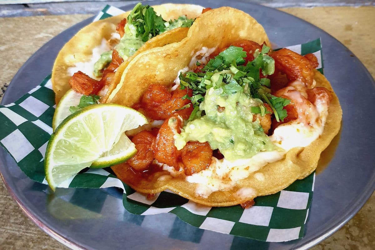 (3) Camarones Diablo