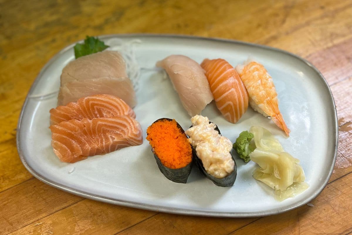 Sashimi and Sushi Combo