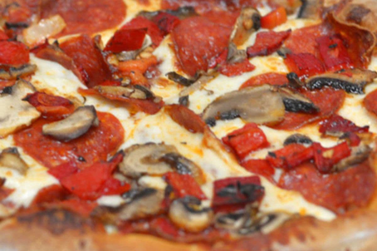 4 Slice Create Your Own Pizza