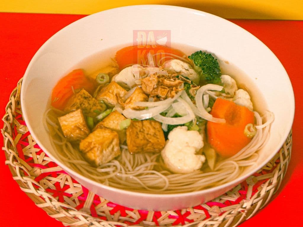 P4. Pho Chay - Vegetarian Noodle Soup