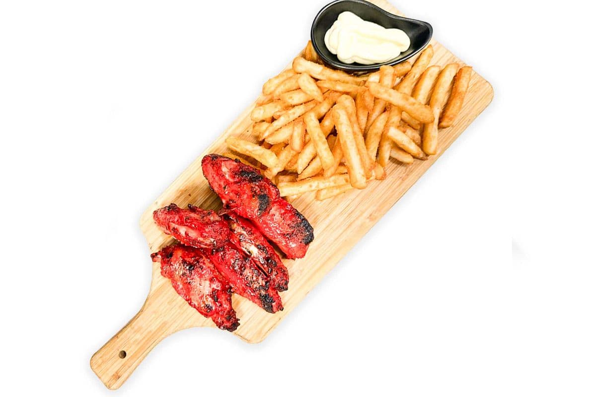 114. Mughlai Wings With Fries
