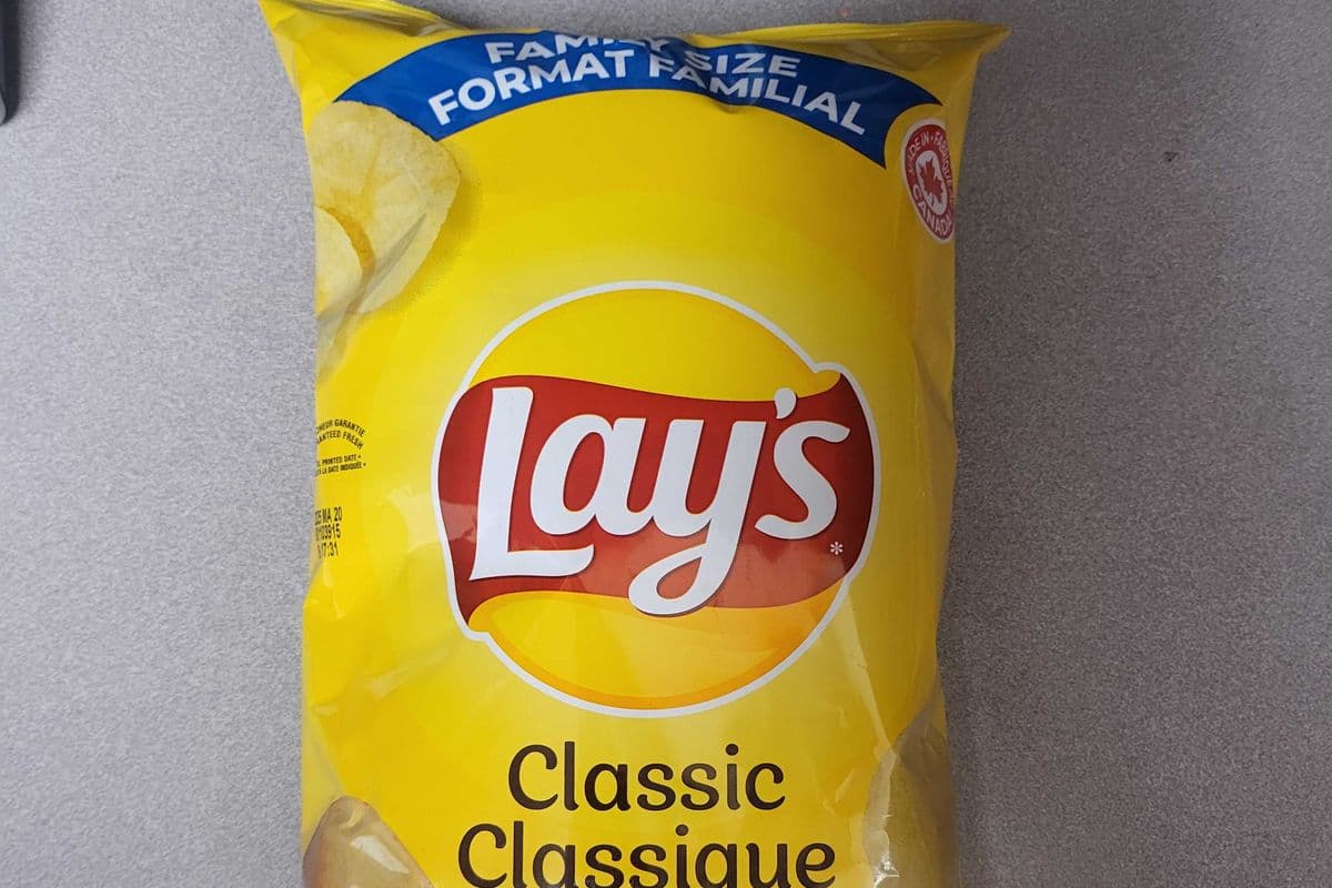 LAYS CLASSIC FAMILY SIZE (235G)