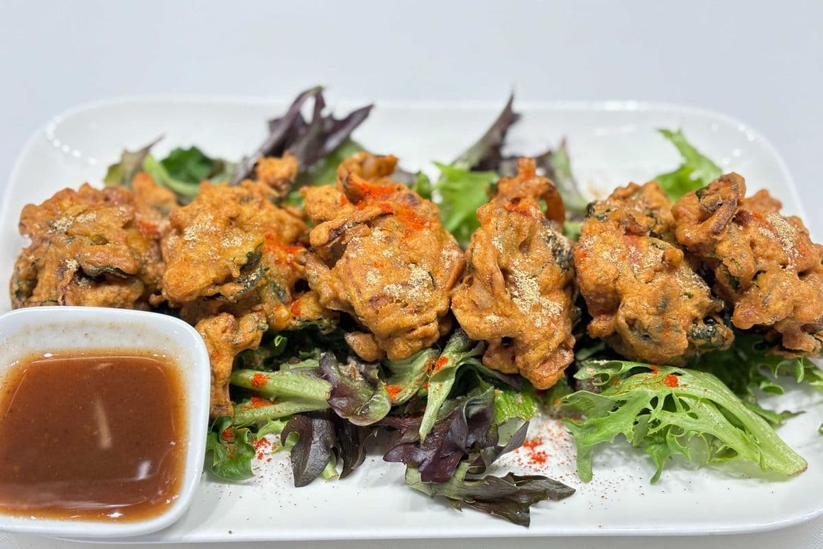 Poulet et légumes pakora (4 mcx) / Chicken Vegetable Pakora (4 pcs)