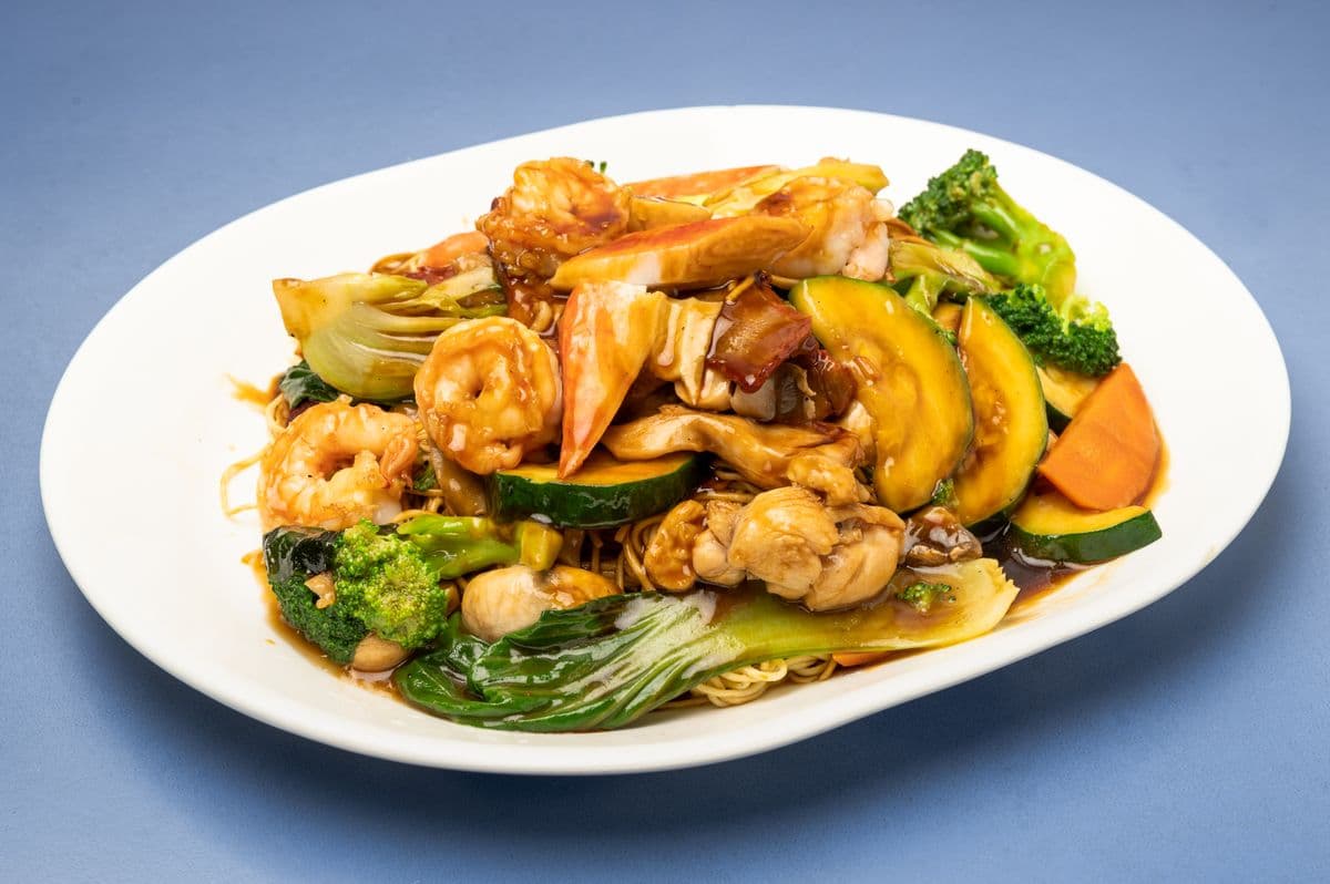Cantonese Chow Mein