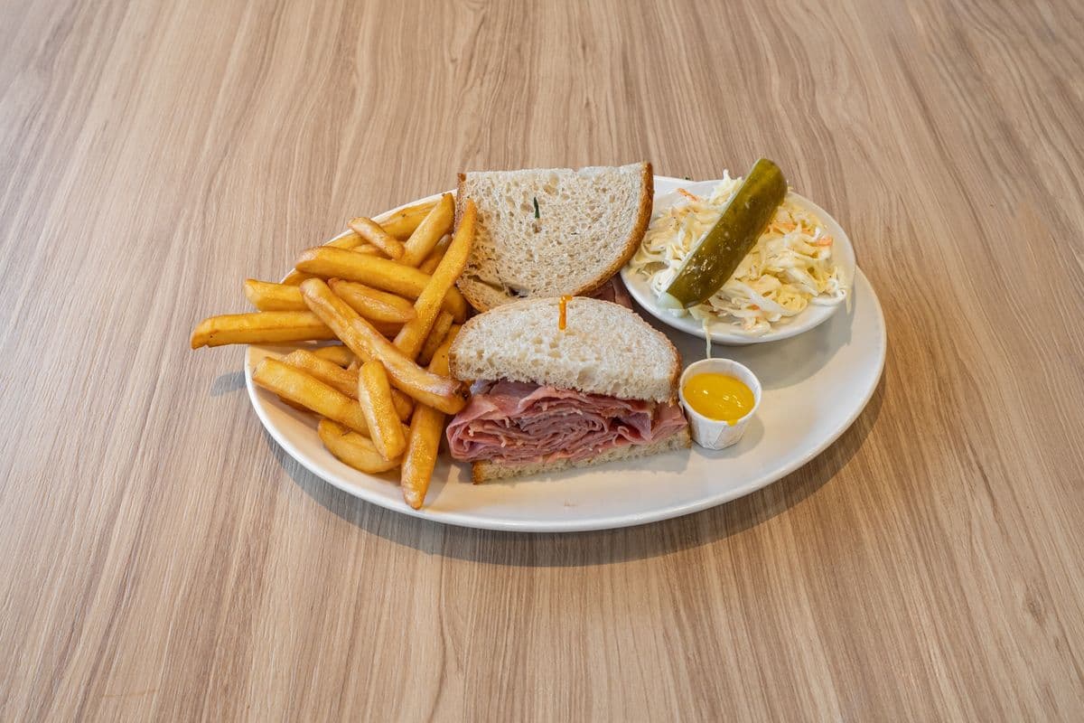 Super Corned Beef Platter