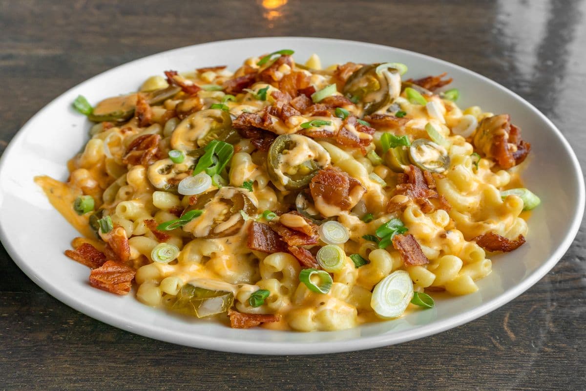 Let’s Get Twisted Mac and Cheese Fries Poutine