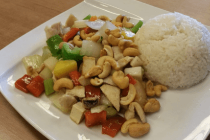407. Chicken and Diced Vegetable with Cashew Nuts on Rice