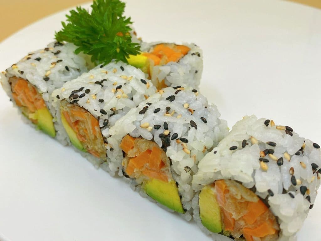 Yam & Avo Roll （8pcs）