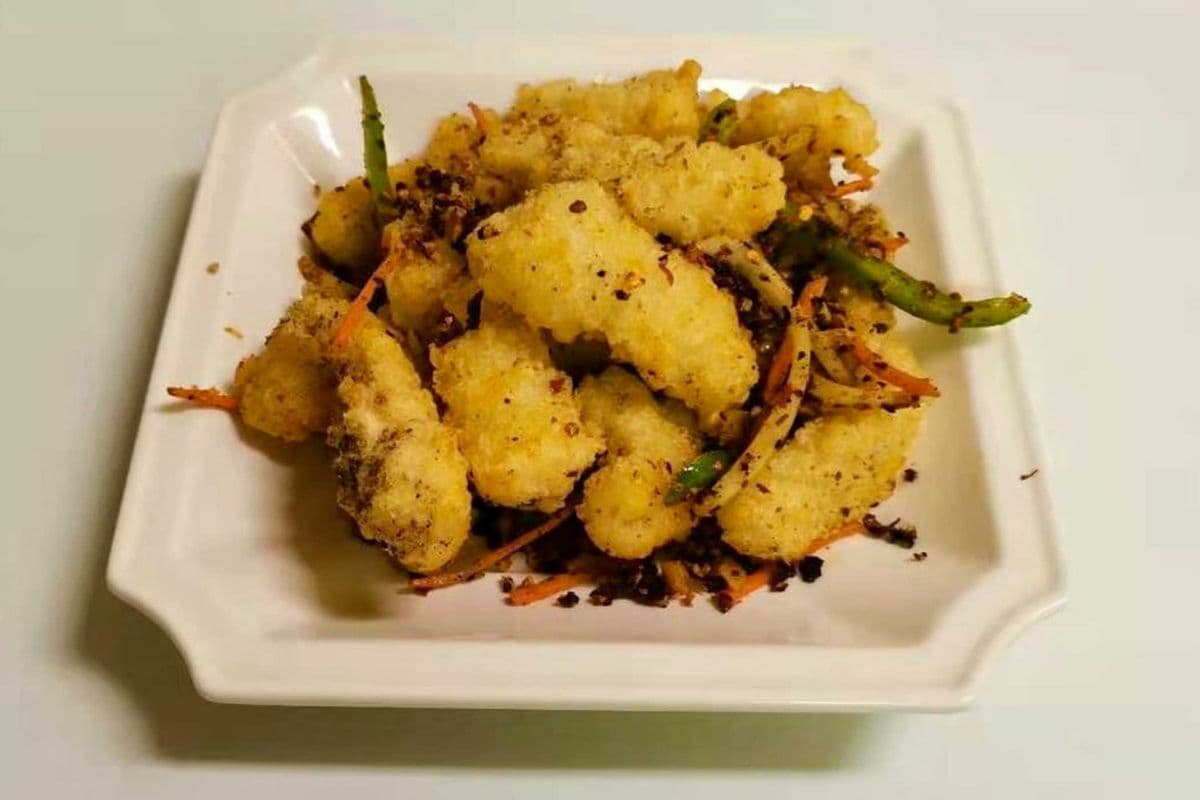 Salt and Pepper Squid or Prawns