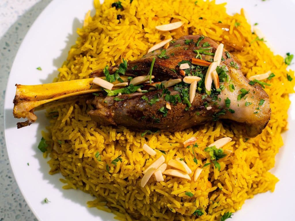 LAMB SHANK QEDRA GHAZAWEYA
