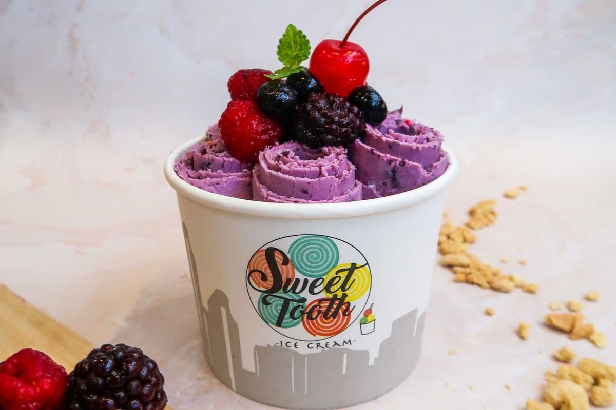 Very Berry Blossom (16oz) (16 oz)