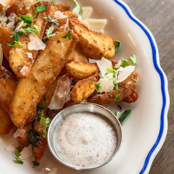 TRUFFLE CHEESE FRIES