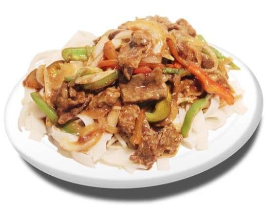 14. Nouilles de riz avec bœuf et sauce satay / Rice Noodles with Beed and Satay Sauce/沙爹牛河