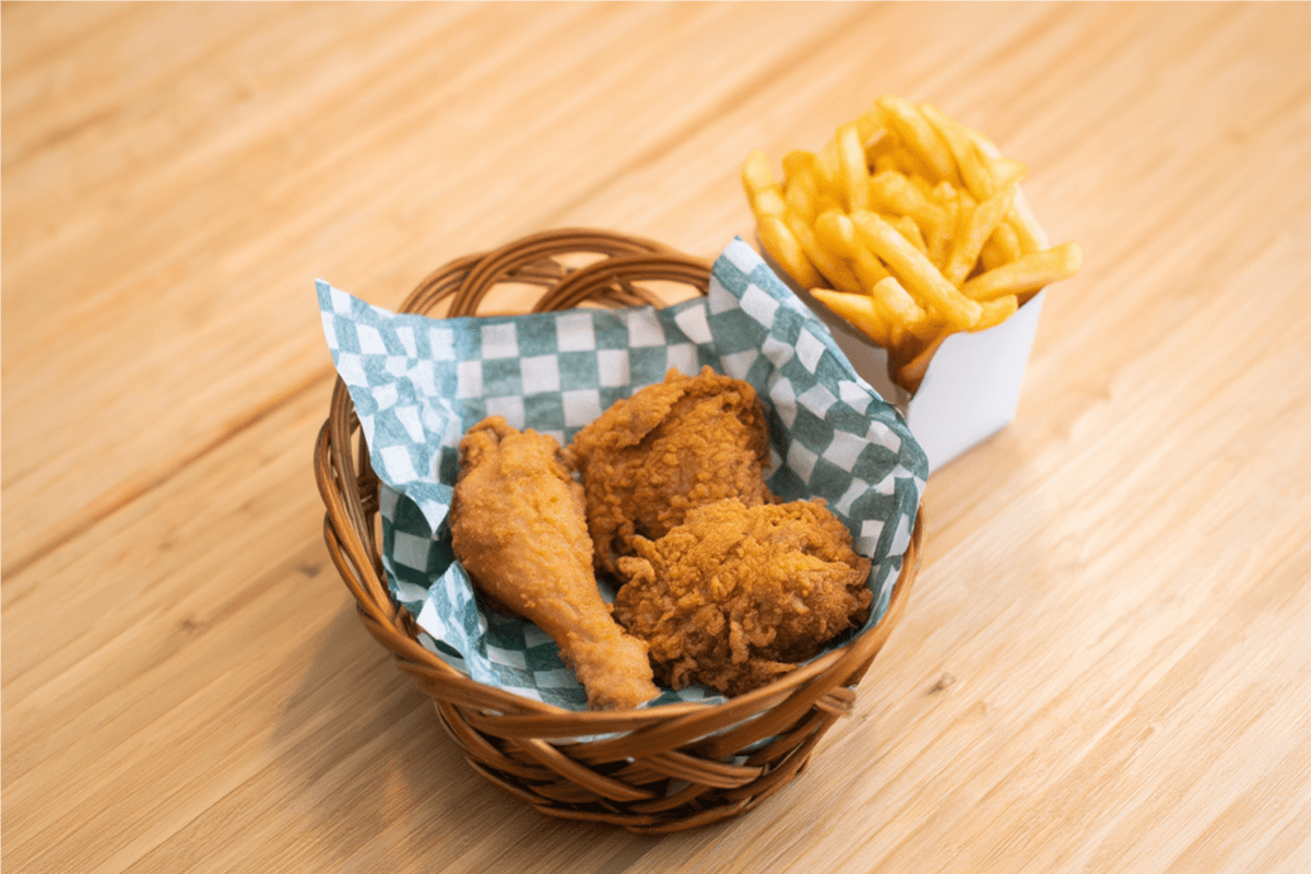 Chicken (3 pcs) with Fries (Small)