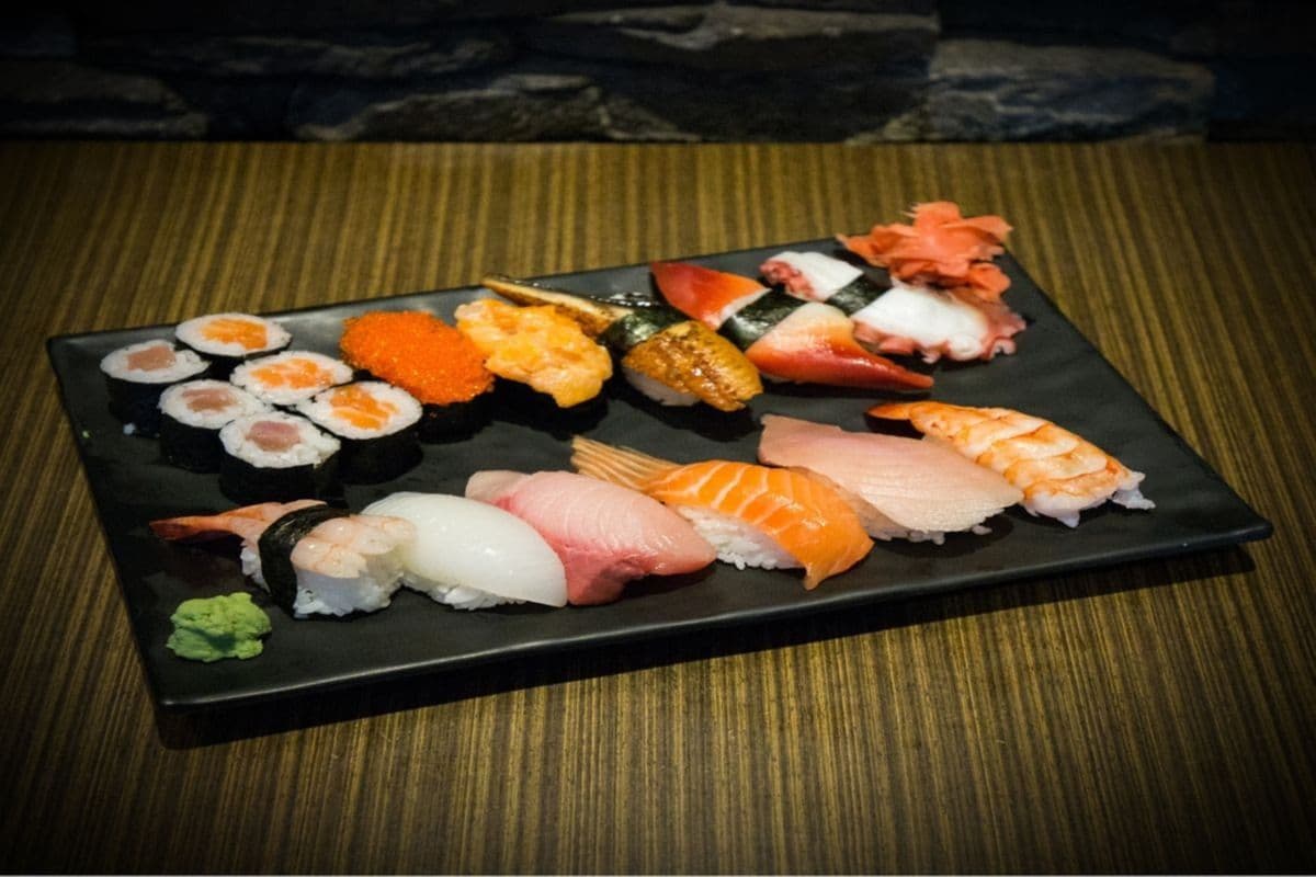 DX Assorted Sushi