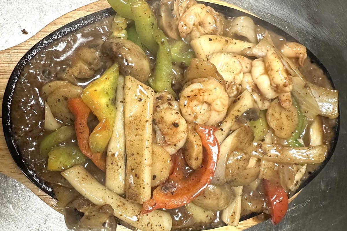 103. Mixed Seafood with Mushroom, Green Pepper, Onion and Water Chestnut in Black Bean Sauce